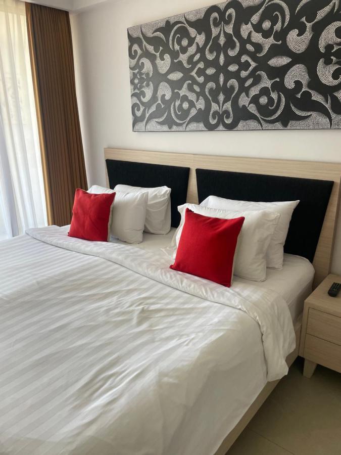Stylish 2 Bedroom Penthouse Apt, Newly Refreshed, 50 Mbps, Pool, Gym, Resto Kuta Lombok Buitenkant foto