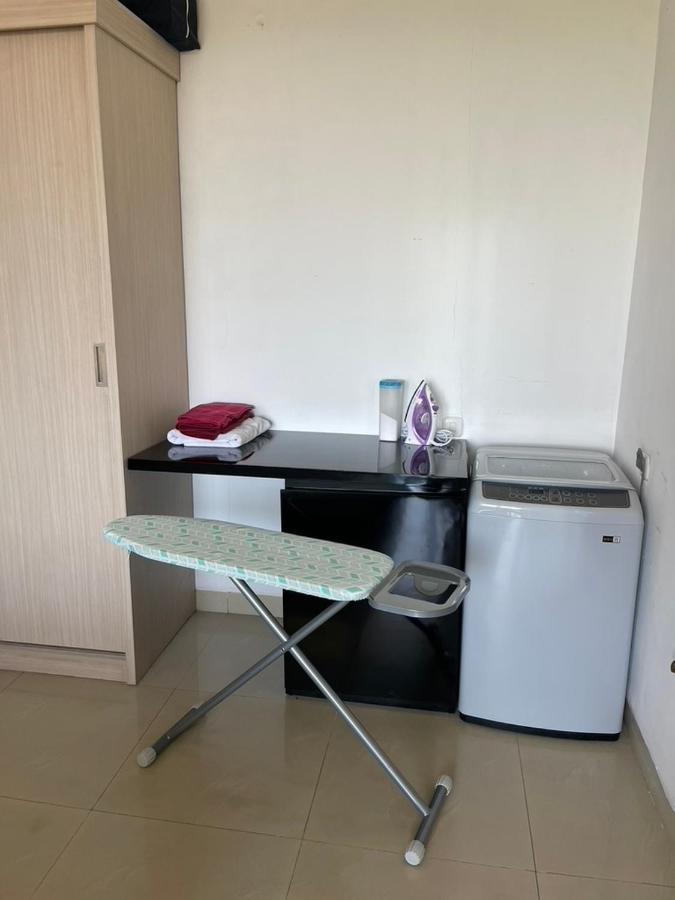 Stylish 2 Bedroom Penthouse Apt, Newly Refreshed, 50 Mbps, Pool, Gym, Resto Kuta Lombok Buitenkant foto